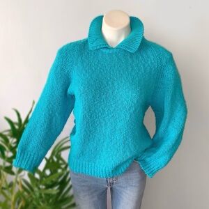 v i n t a g e :: Vibrant Aqua Preppy Collared Knit Sweater
